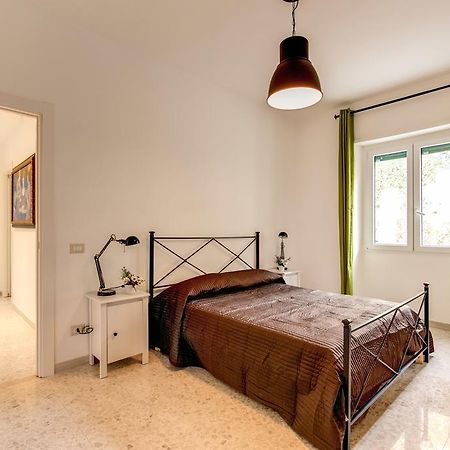 Daisy Guest House Colosseo Rome Ruang foto