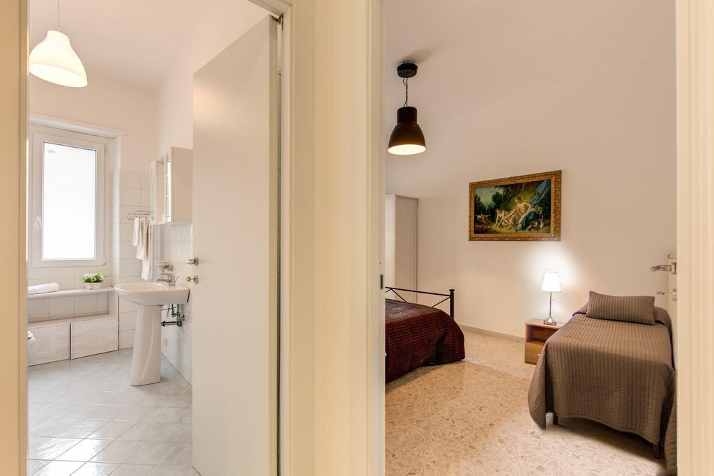 Daisy Guest House Colosseo Rome Ruang foto