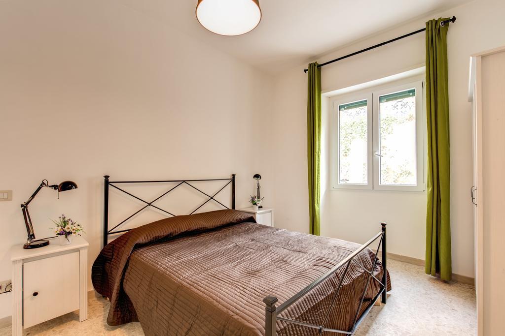 Daisy Guest House Colosseo Rome Ruang foto